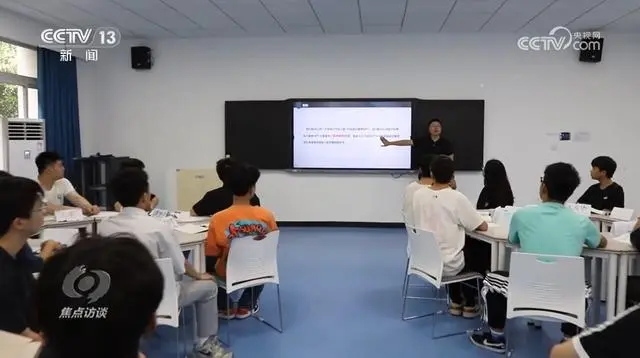 央视《焦点访谈》聚焦重庆等地：择业新观念 就业新天地