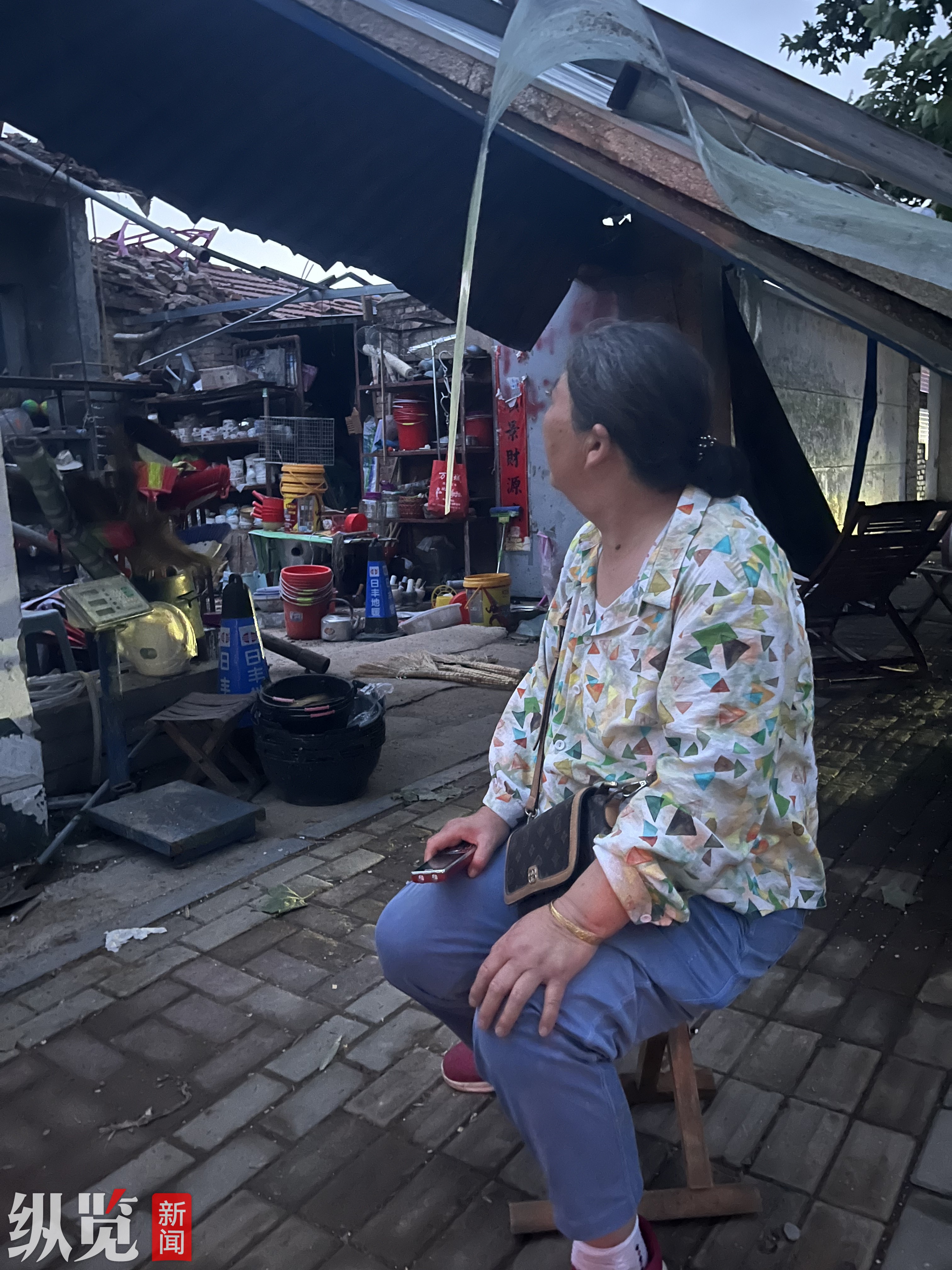 龙卷风过后山东东明全城供电已恢复，当地居民回忆龙卷风来袭瞬间