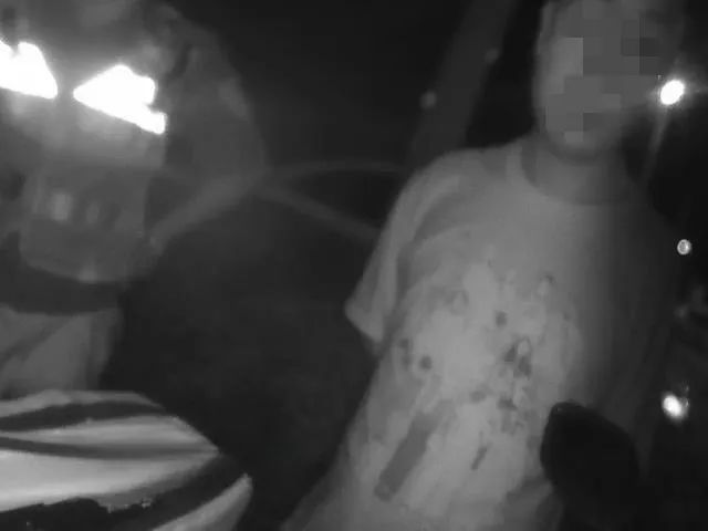 男子报警被问在哪 答“在你心里” 警方：已拘留