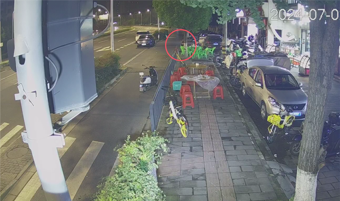 男子报警被问在哪 答“在你心里” 警方：已拘留
