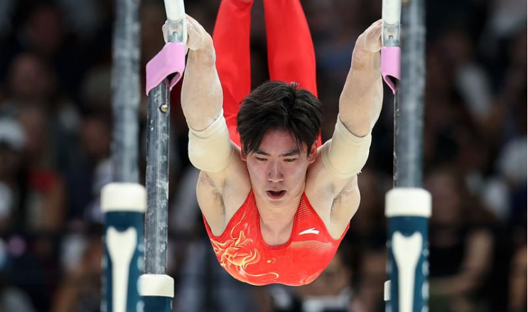 張博恒、肖若騰分獲巴黎奧運會體操男子個人全能銀、銅牌