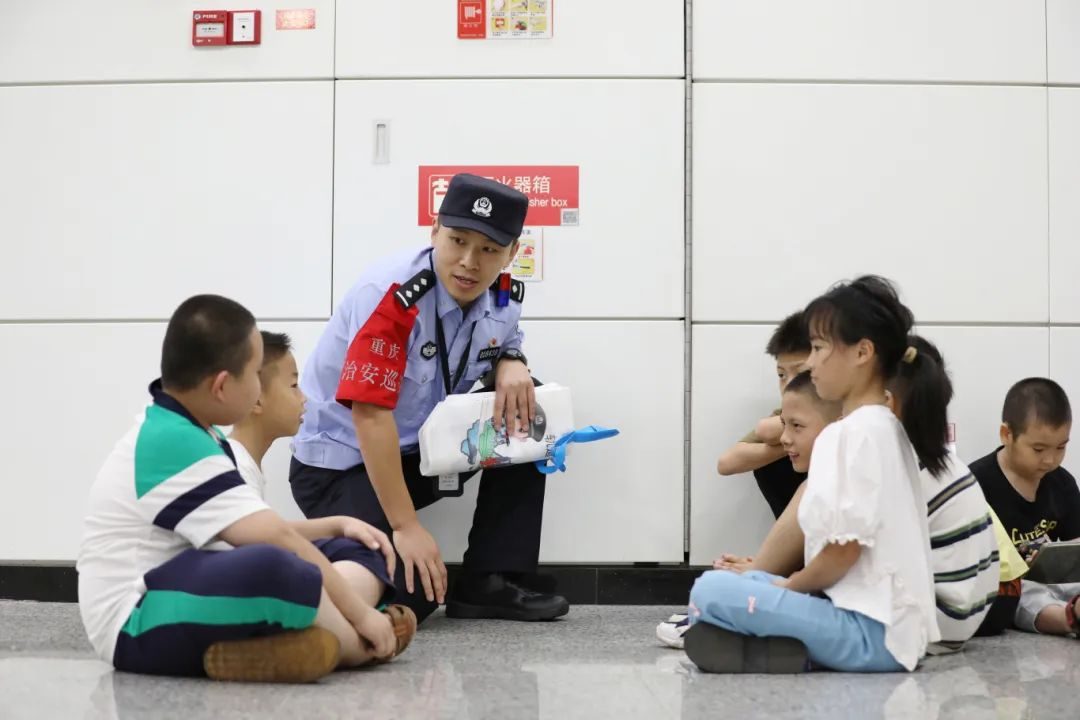 纳凉点里的“安全课堂”，既有“松弛感” 更有“安全感”