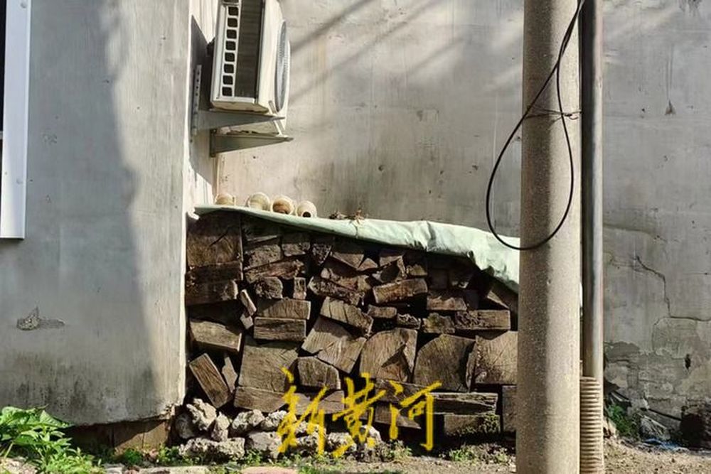 男子无故挨打持刀反杀一人被判13年，申诉多年检方以防卫过当建议再审被驳回