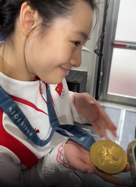 巴黎奥运每枚金牌原材料价值高达900美元，含6克黄金