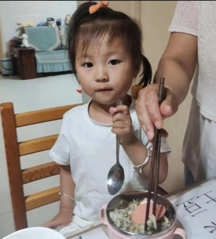 悬赏累计30万！奶奶转身刚离开，2岁女童家中蹊跷失踪已10天