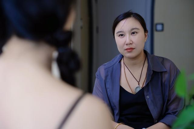 女子当“小三劝退师”时薪700，上门求助者超过10000人