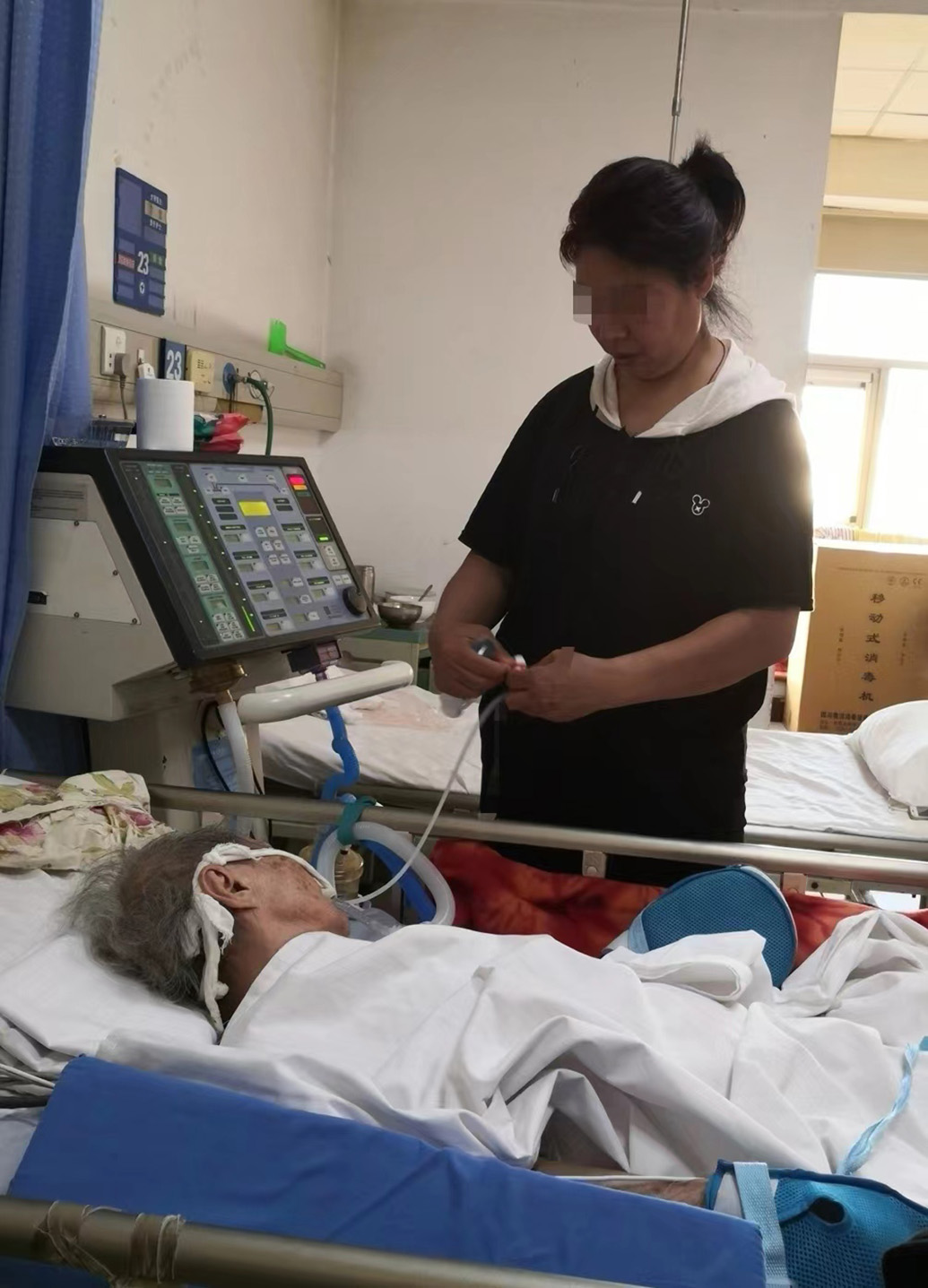 河北两医生过度用呼吸机致患者死亡，司法鉴定认为医方存在过错，两名医生被处罚