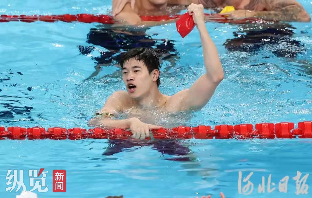 潘展乐热度持续狂飙：5天涨粉上百万，上百次登上热搜