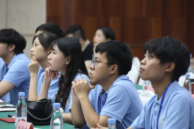 厦门银行重庆分行：丰富台湾实习生职场体验 续写金融支持两岸融合发展新篇