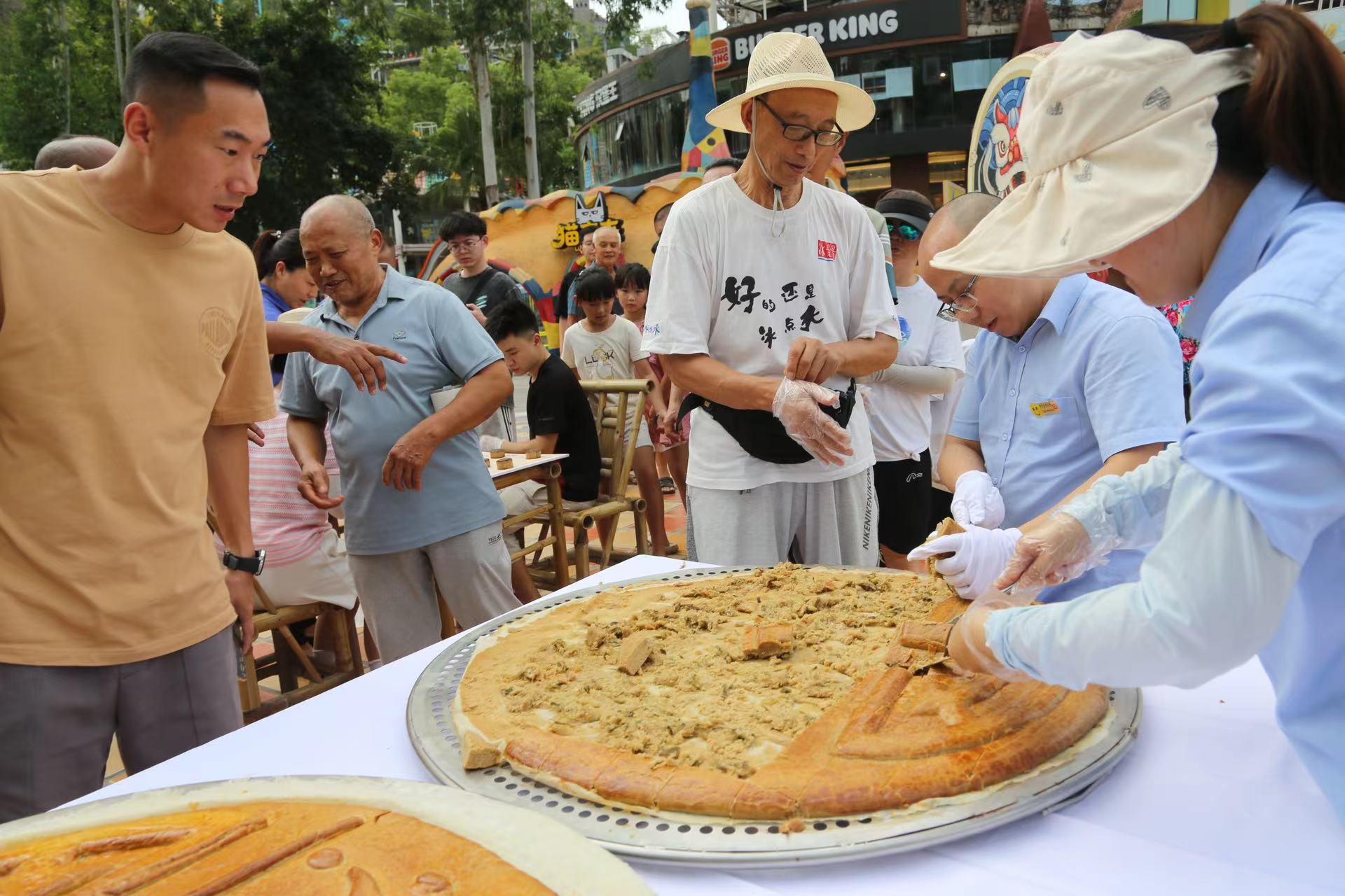 中秋假期重庆揽客776.5万人次，实现旅游收入52.69亿元