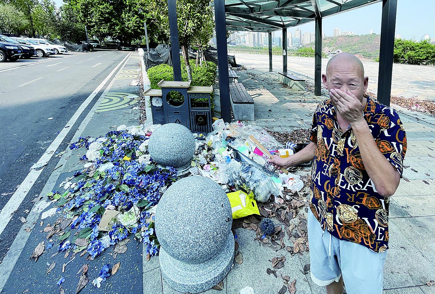 遍地枯枝败叶、新建厕所无人管理……滨江公园升级改造后 咋让一个民心工程变成了“闹心工程”？