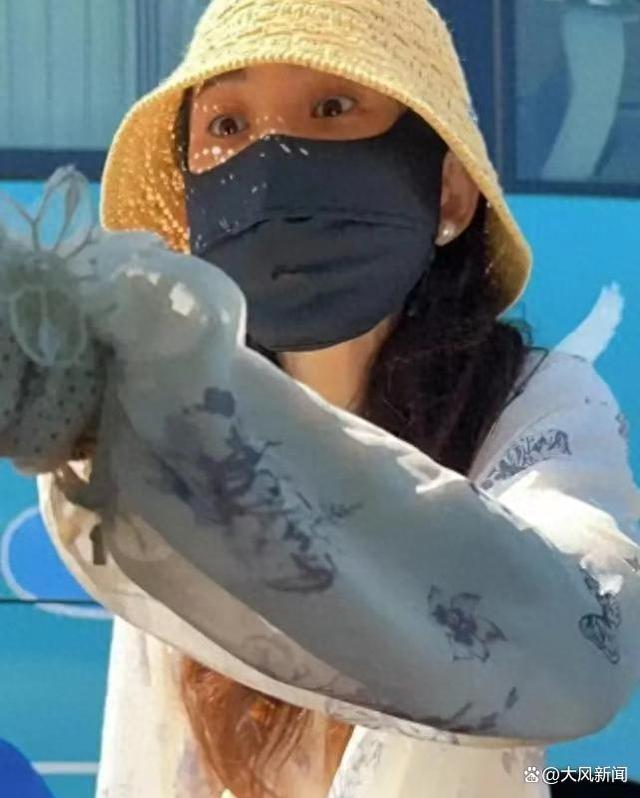 青岛警方否认“插队逆行打人路虎女司机在家执行拘留”，26岁未还手小伙2年前退役后开民宿