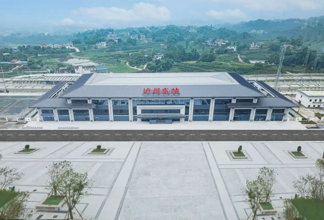 高铁开通倒计时!新车站、乘务组亮相!