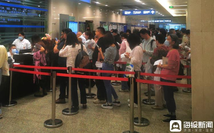 专家号“一号难求”,黄牛漫天要价,“挂号难”如何解决?