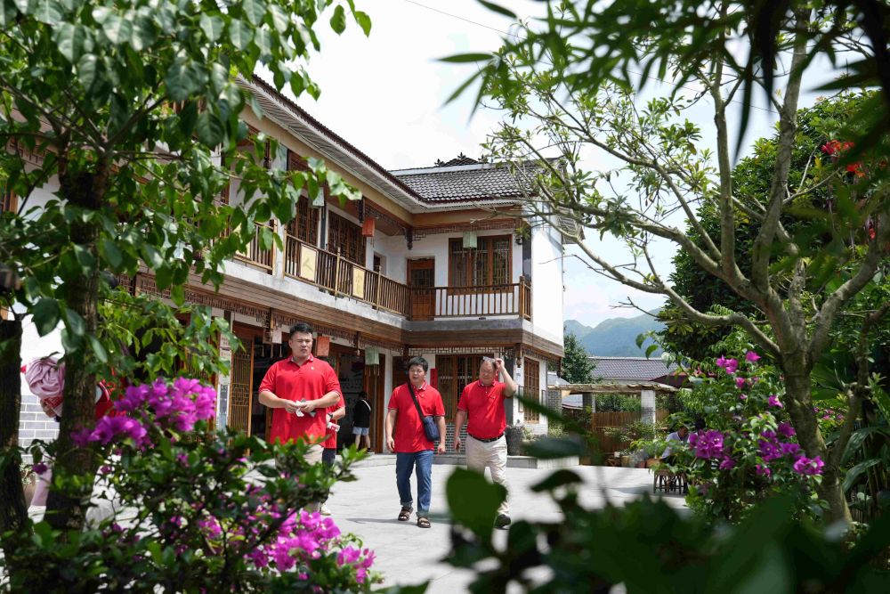 奮進強國路 闊步新征程·老區行|從貧困閉塞之地到對外開放前沿 老區向“興”而行