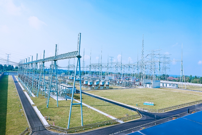 1000千伏特高壓巴岳站。游紹斌 攝