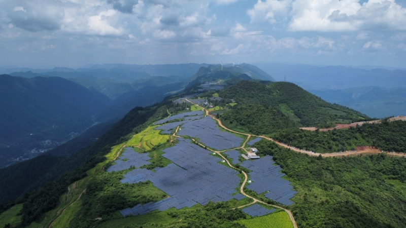 重慶黔江麒麟蓋光伏電站。楊敏 攝