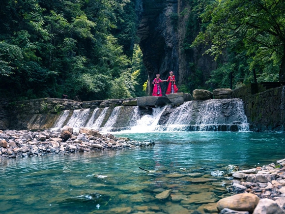 龙桥河景区。唐安冰 摄