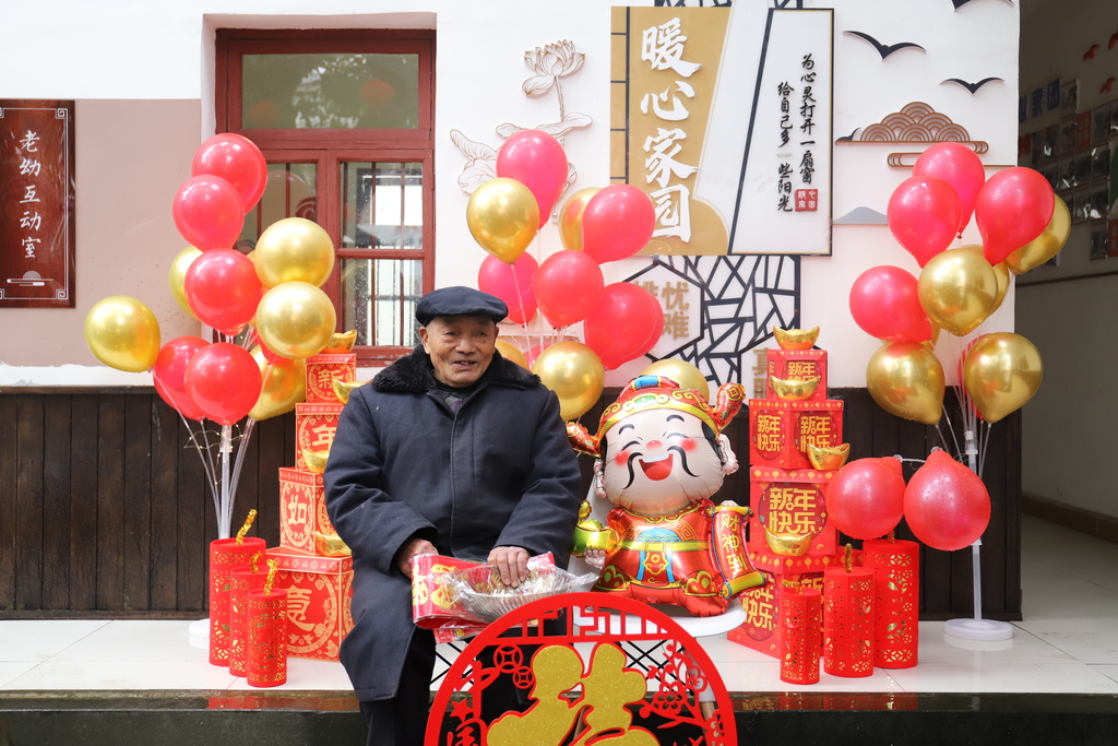 八塘镇开展“新春游园·温情相伴”系列活动 (1)