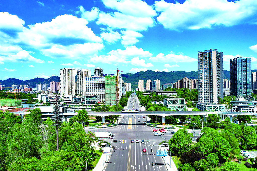 1 图片：“璧山蓝” 美如画