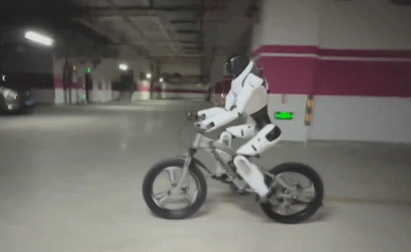 353a81cff1e34c68b97472090e5ba6e1_wh593x364