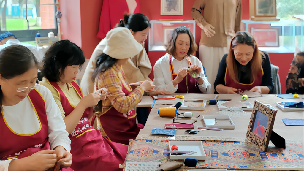 征集令｜“巧手编织幸福花”手工编织公益培训课程5月安排来了