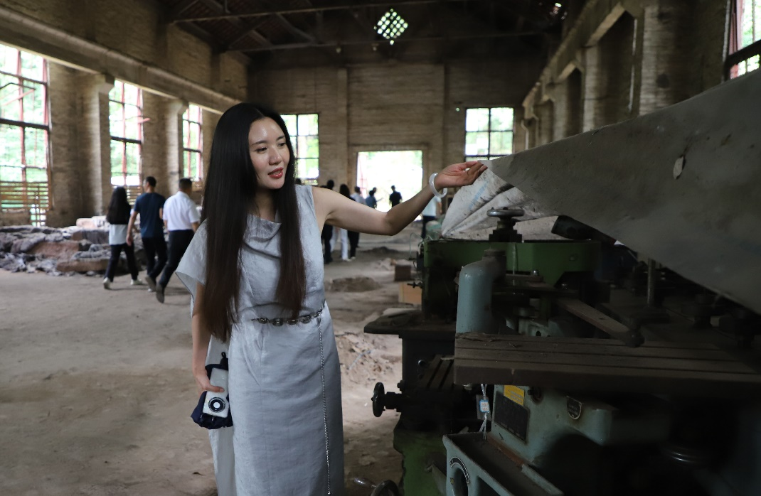 舒姝，巴蜀文化旅游走廊产业联盟副秘书长；重庆市旅游营销中心董事、副总经理