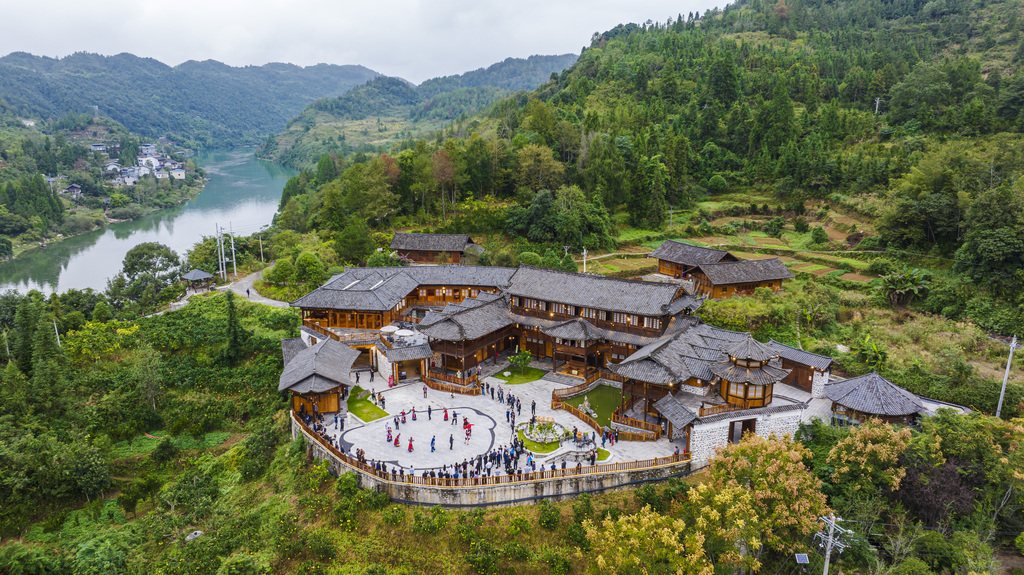 酉阳土家族苗族自治县拥有的传统村落数量占比接近全市总量的四分之一。受访者供图