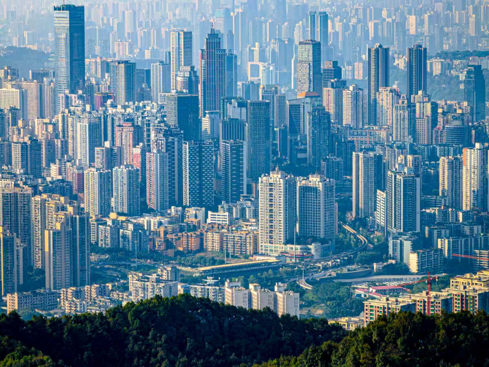 重庆城市风光。重庆市生态环境局供图