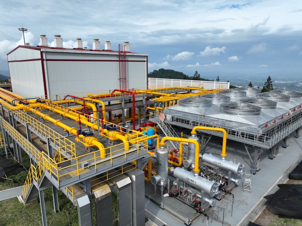 西南油气田首套23MW离心式压缩机组。受访单位供图