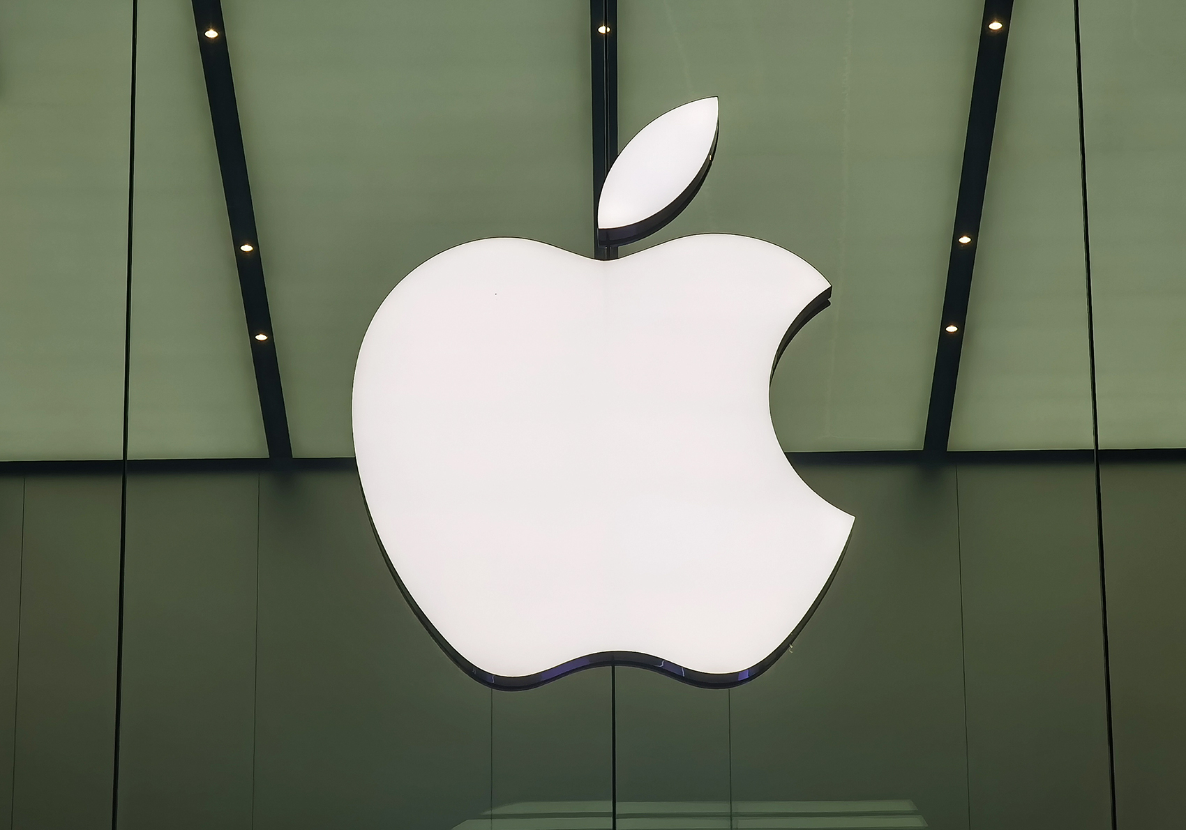 苹果官宣定档!iOS 18或亮相!苹果高管推文还暗示这一重要细节......