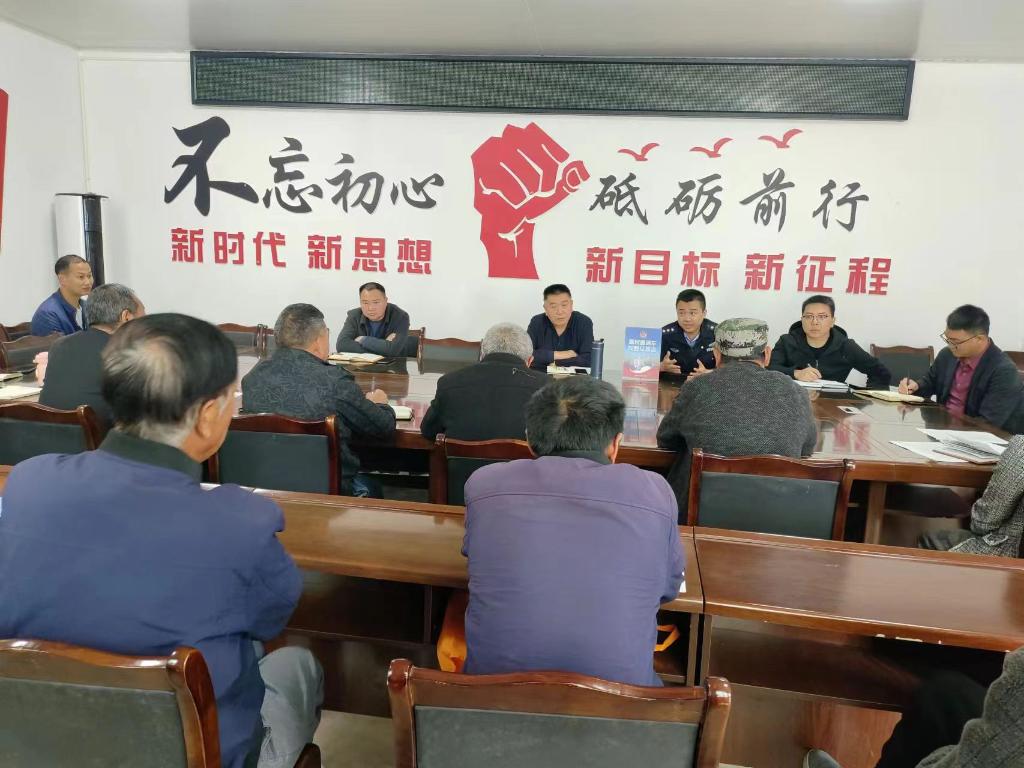 3、蔡家派出所在福德村开展反诈宣传