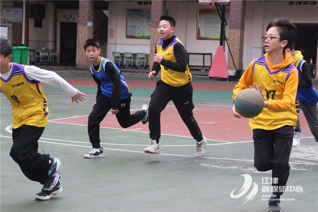 向阳小学举行第七届校园篮球班级联赛