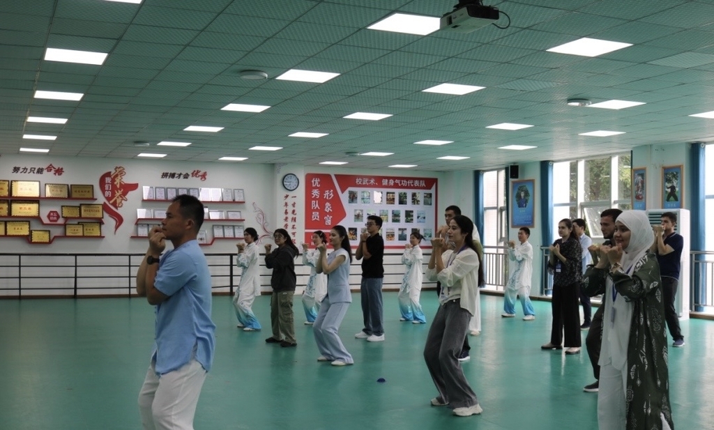 （7月30教育周刊2）(分离图)2737(8006120)-20250730100613