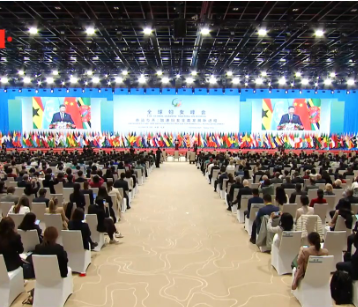 独家视频丨习近平:一大批杰出女性走上国际舞台 演绎精彩人生 贡献智慧力量