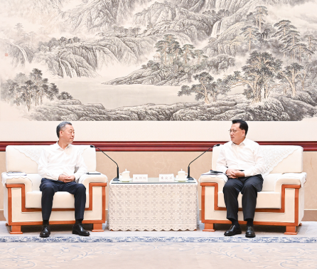 重庆市与华润（集团）有限公司签署战略合作框架协议 袁家军胡衡华会见王祥明一行并见证签约
