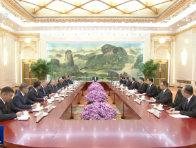 习近平集体会见上海合作组织成员国外长理事会会议外方代表团团长
