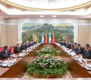 独家视频丨习近平会见哈萨克斯坦总统：时隔两个月再次会晤 充分体现了中哈关系的高水平和特殊性