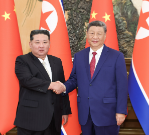 习近平同朝鲜劳动党总书记、国务委员长金正恩举行会谈