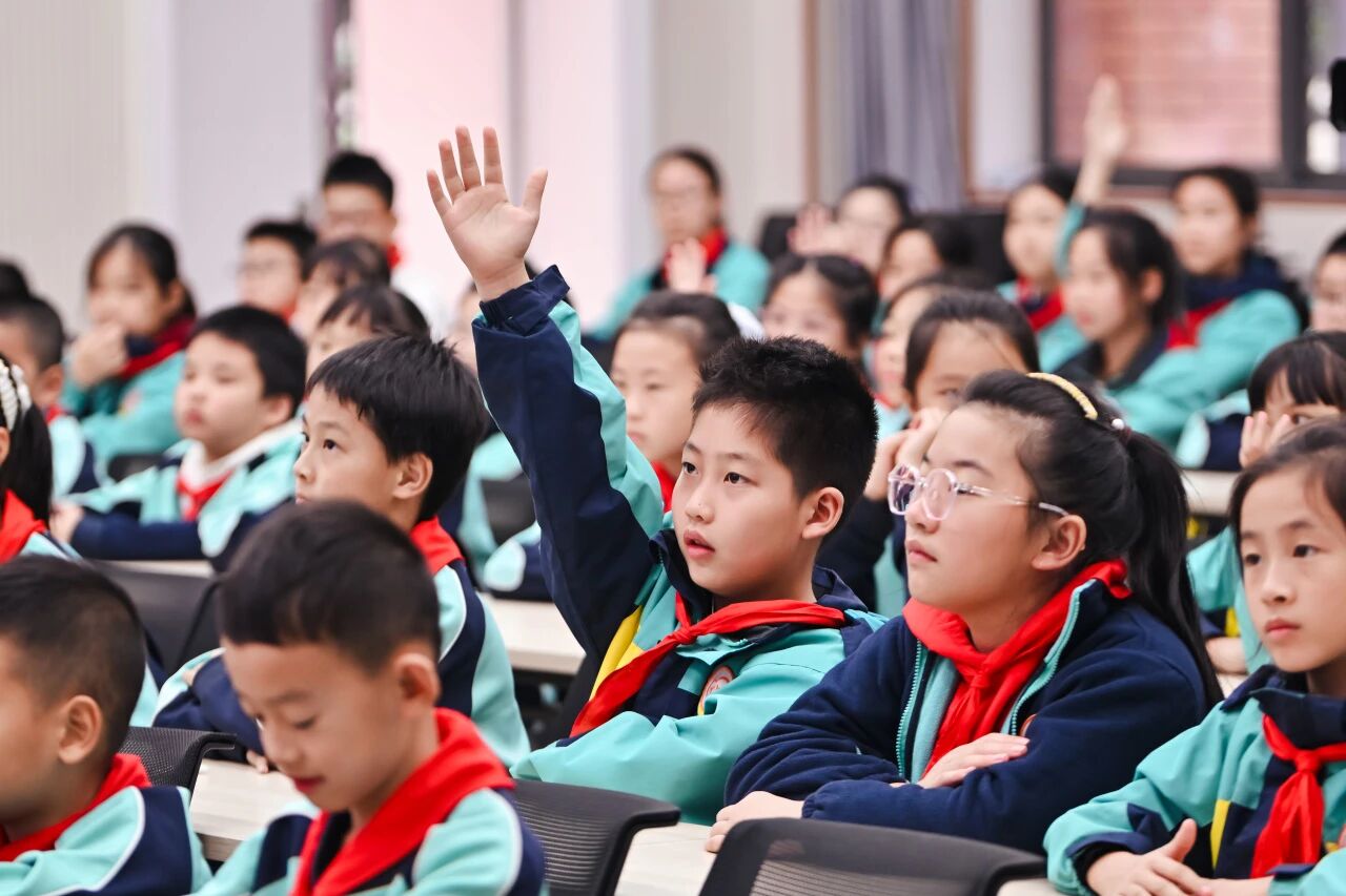 4b819f9982b57e0e704e74282506fd58