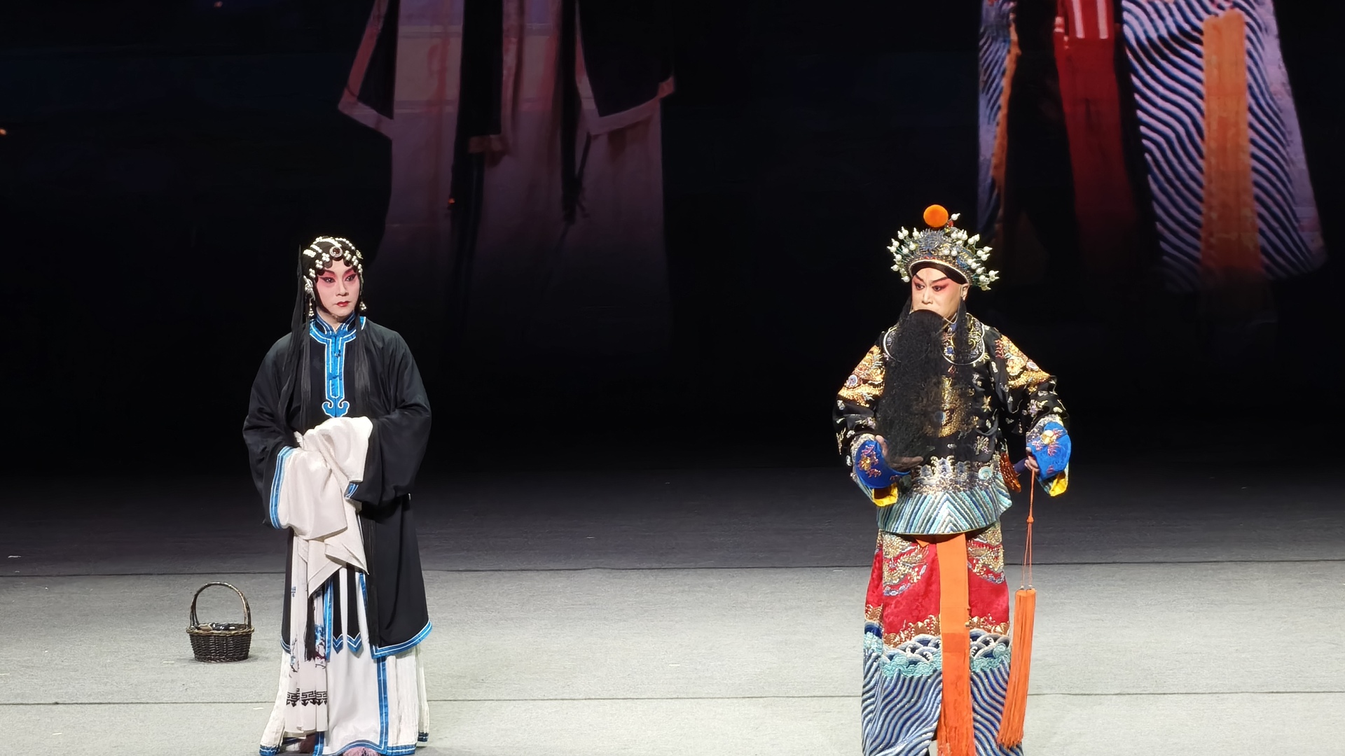 f520c0a4c51444453c9ca60936a67ad