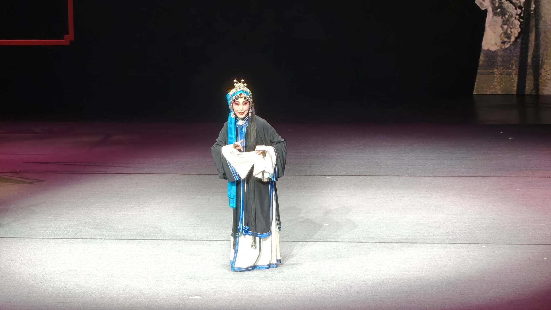 f12c6b8b5ee8165eec91079bb4e36b93