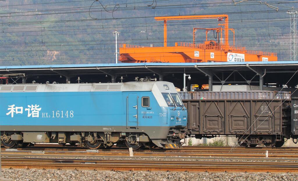 de9e318aa2a24ea5838d5d85e7c78769