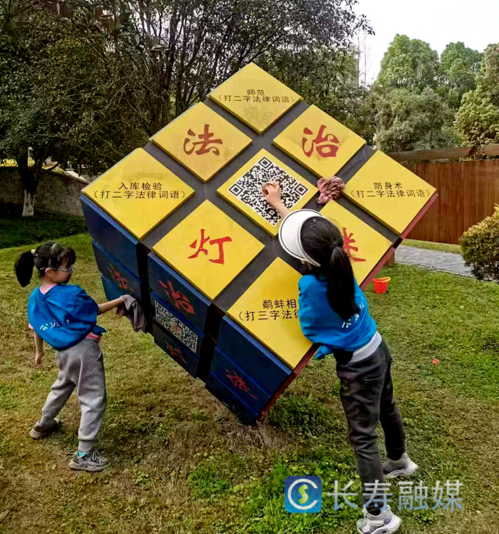 儿童义工团学雷锋树新风 (2)