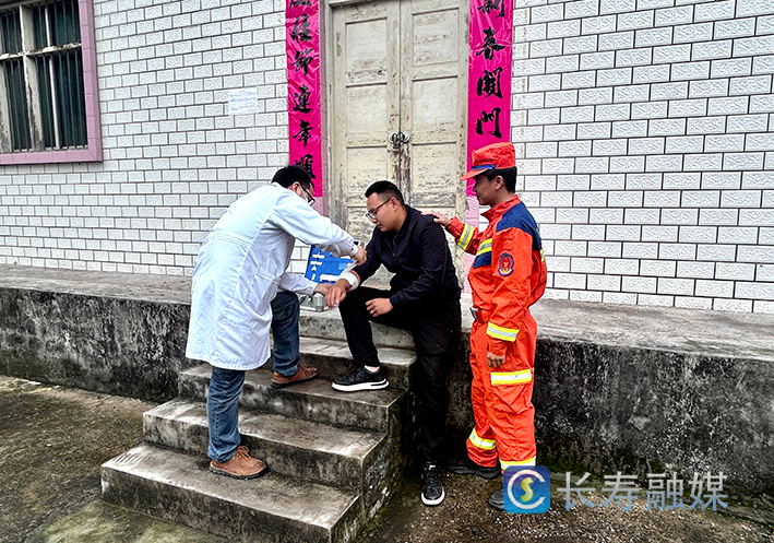 石堰镇开展地质灾害综合应急演练 (2)