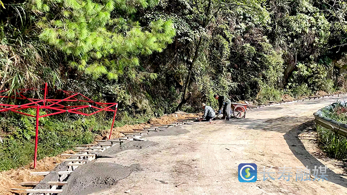 长寿邻水人大联手打通海八路“断头路” (2)