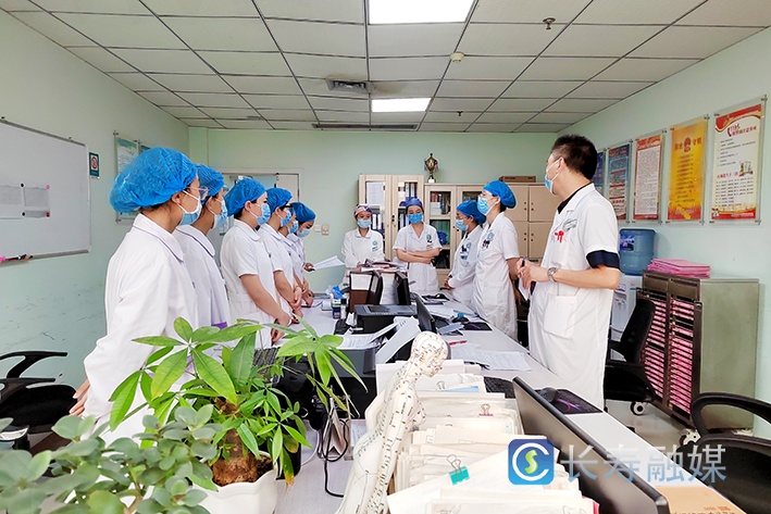 向江明匠心仁医 (3)