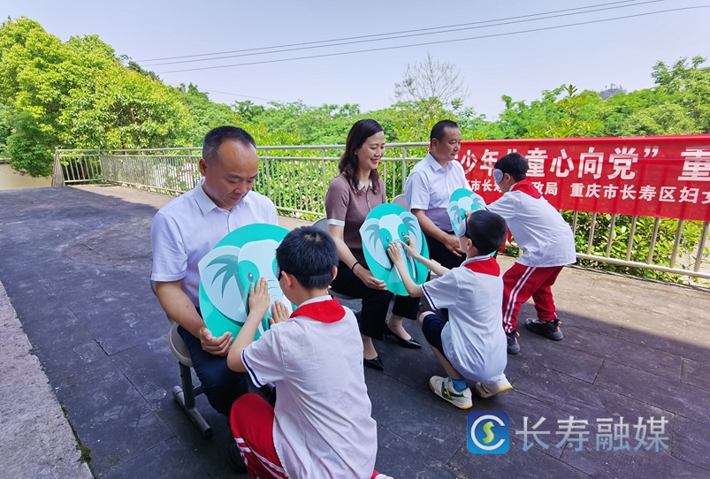 洪湖镇三合小学1