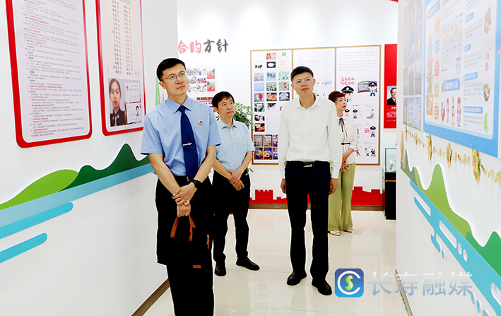 区检察院与重庆化工职业学院签署检校协作协议 (2)