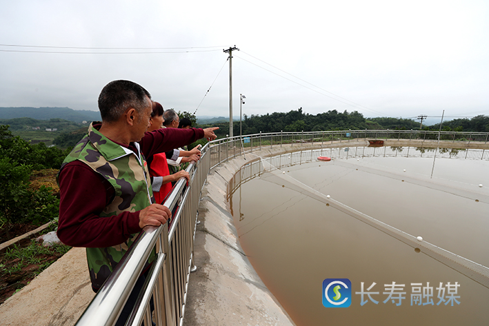 地灾巡查龙河志愿者在行动 (1)